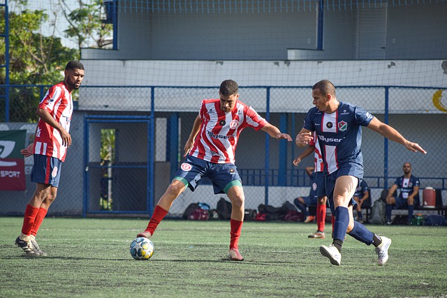 他都是一块 他都是一块